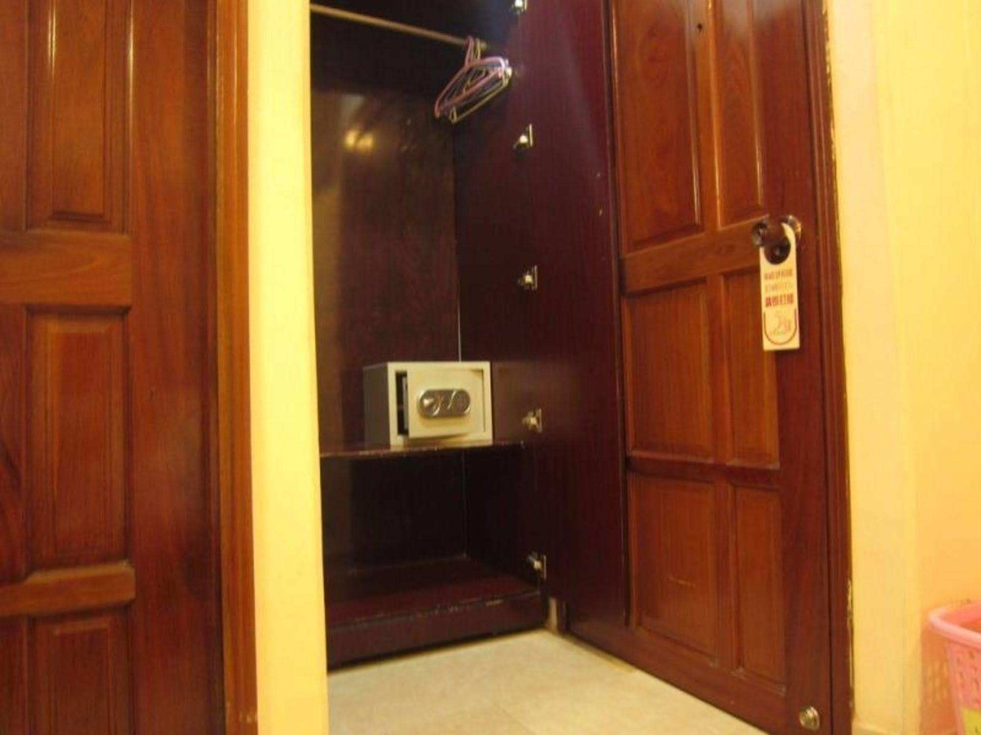 Ava Saigon 2 Hotel Bandar Ho Chi Minh Luaran gambar